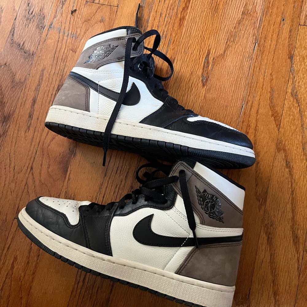 Jordan 1 high mocha